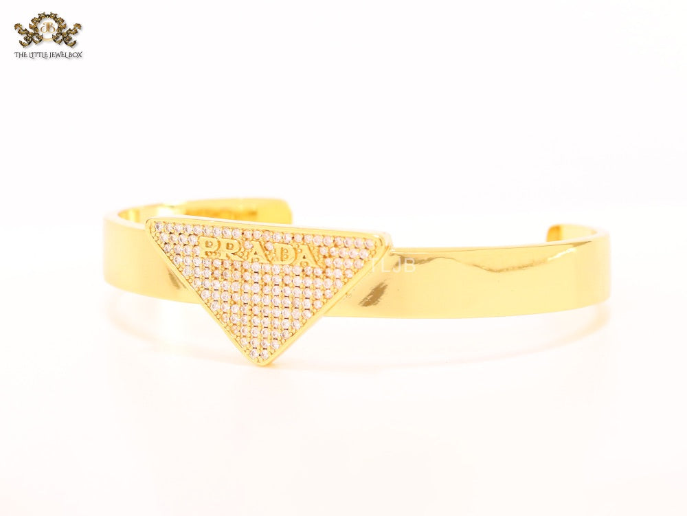 Alphabet P Gold open bracelet