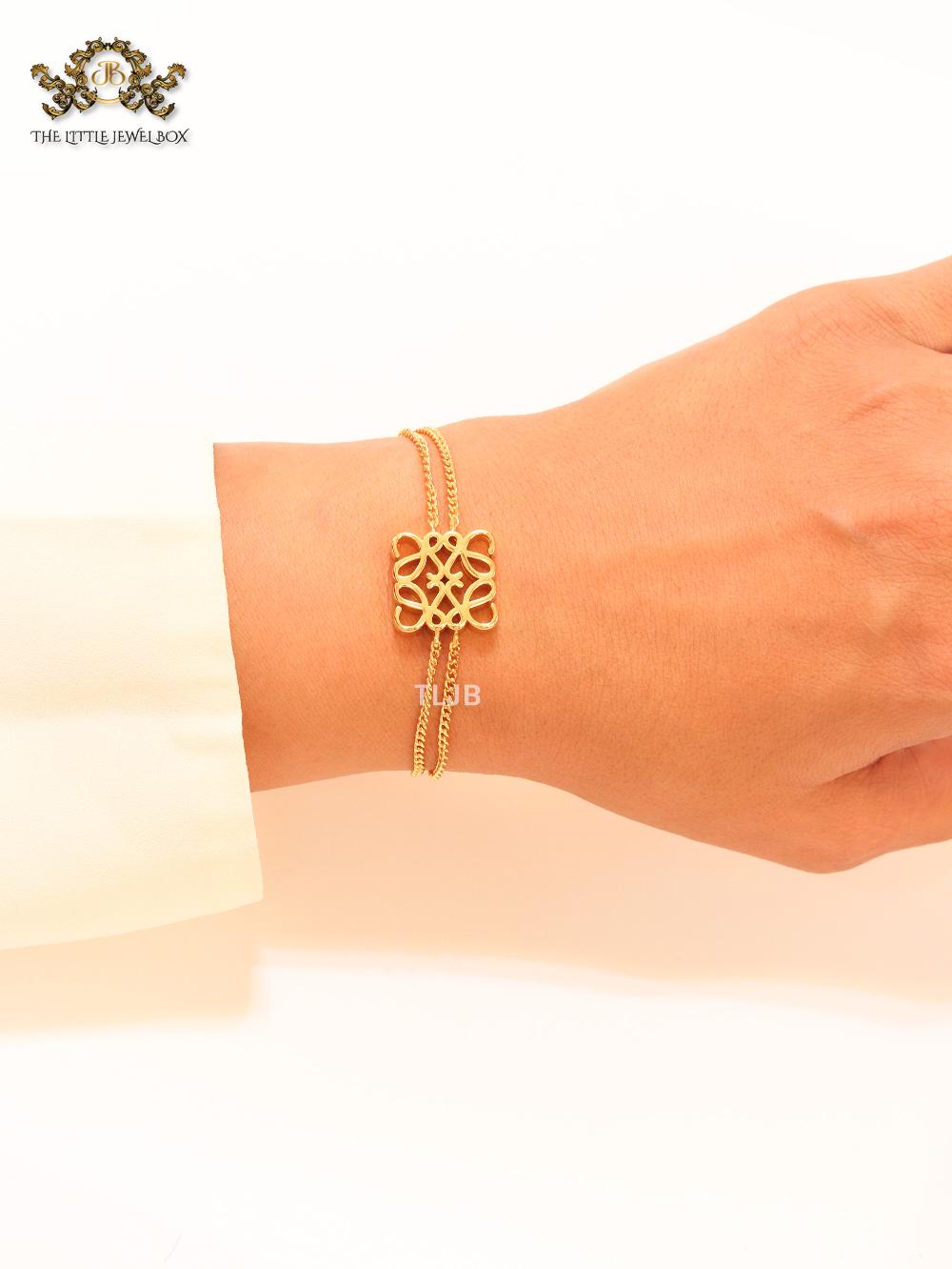 Alphabet L sleek bracelet