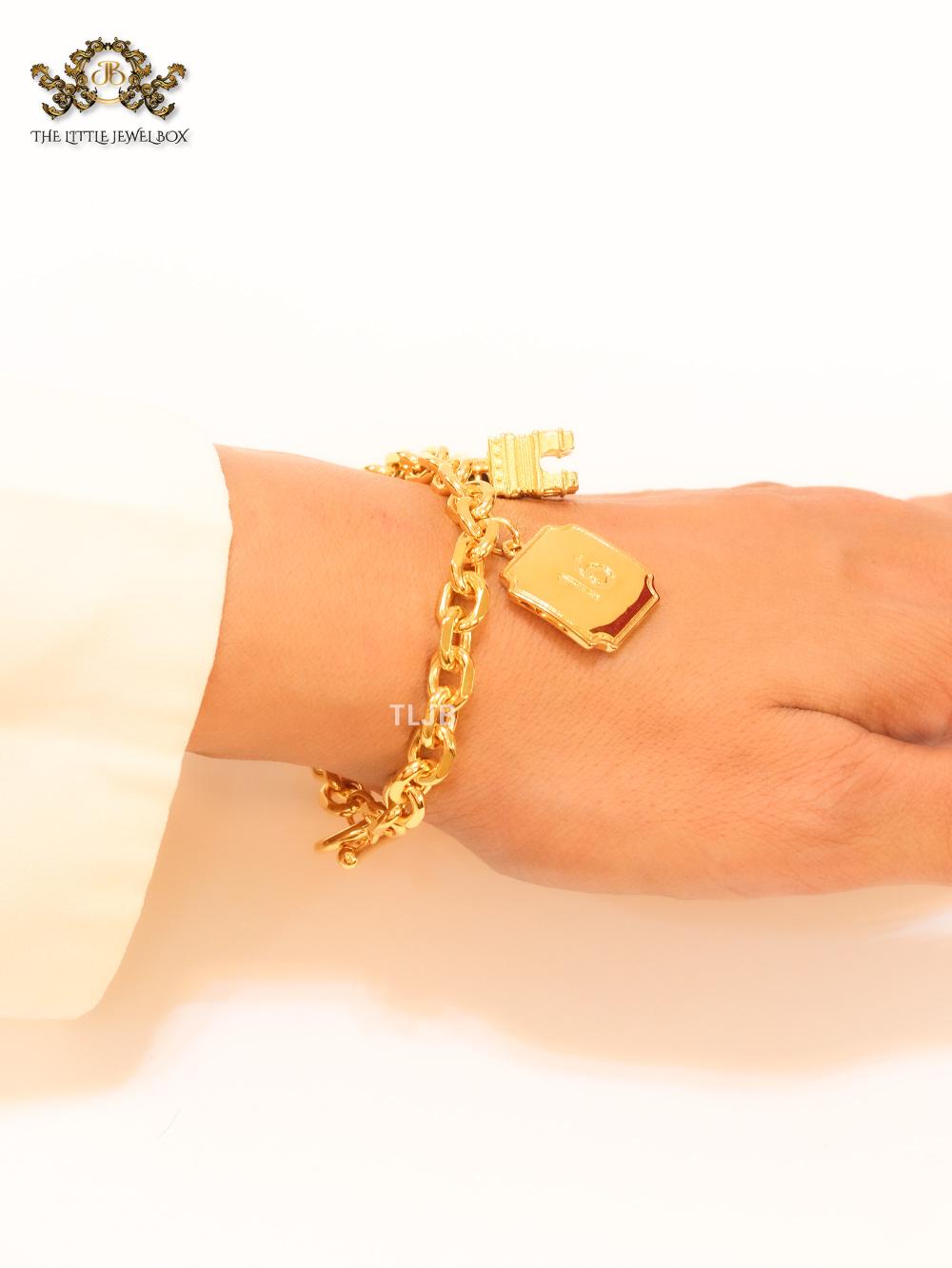 Double C charms bracelet