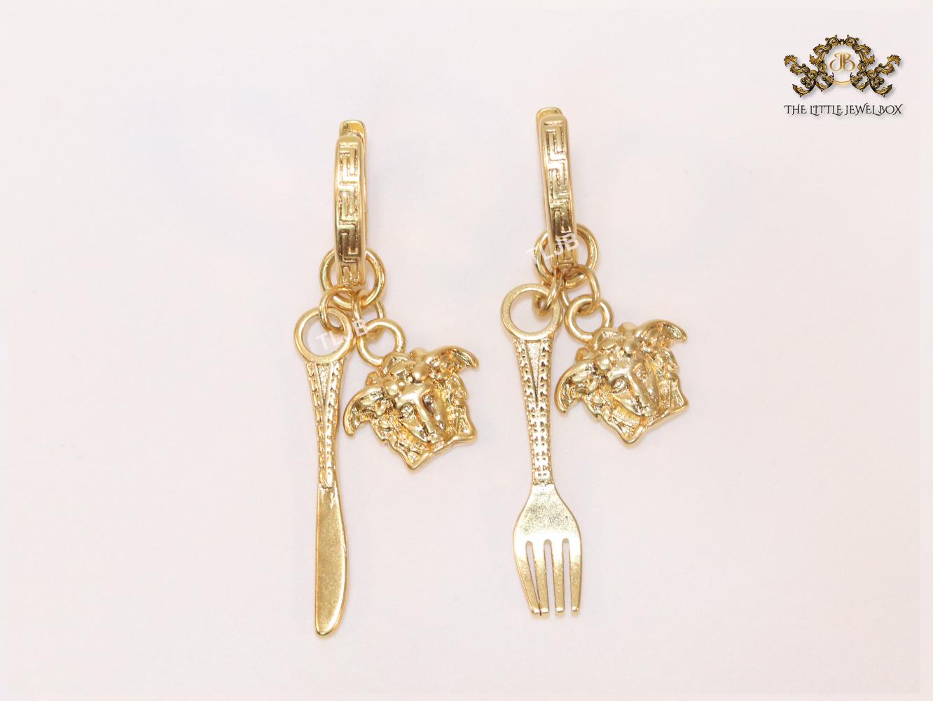 Medusa statement dangles