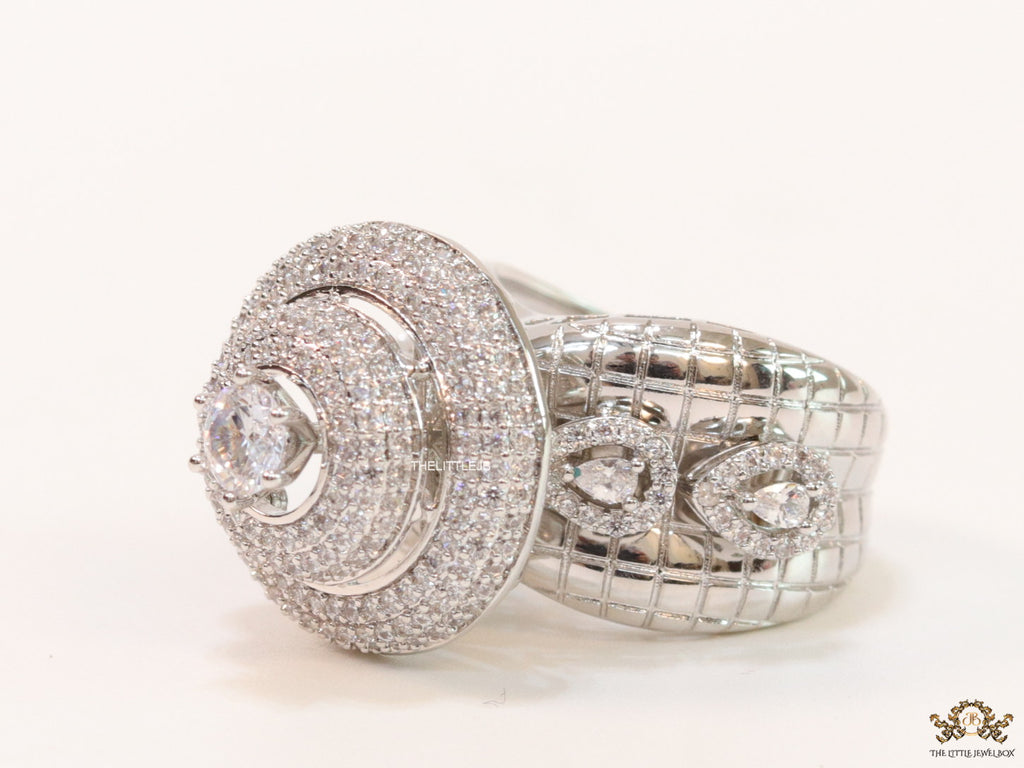 Platinum plated cz cocktail ring with 0.4ct size pointers