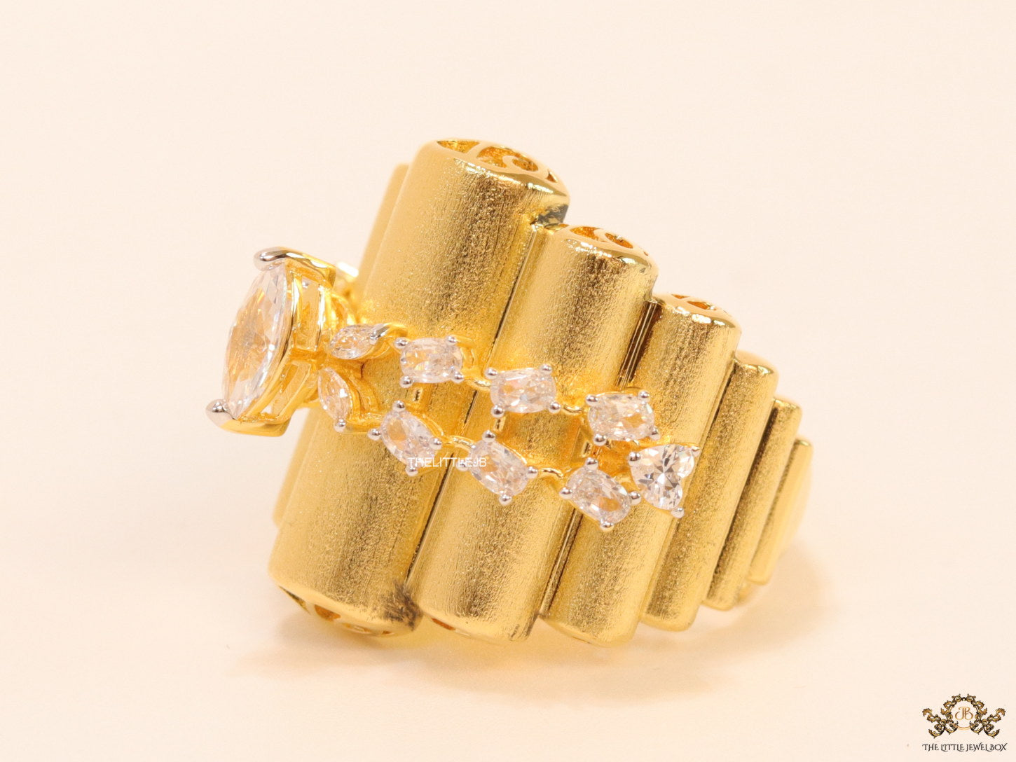Fancy gold plated adjustable ring with marquise pointers
