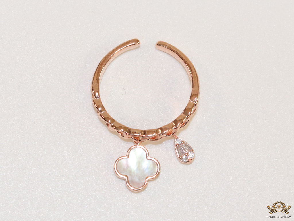Rose gold plated link chain ring with MOP clover and cz drop