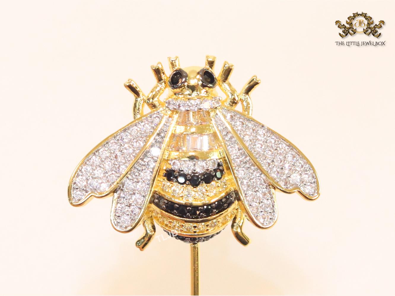 Gold & black bee brooch with