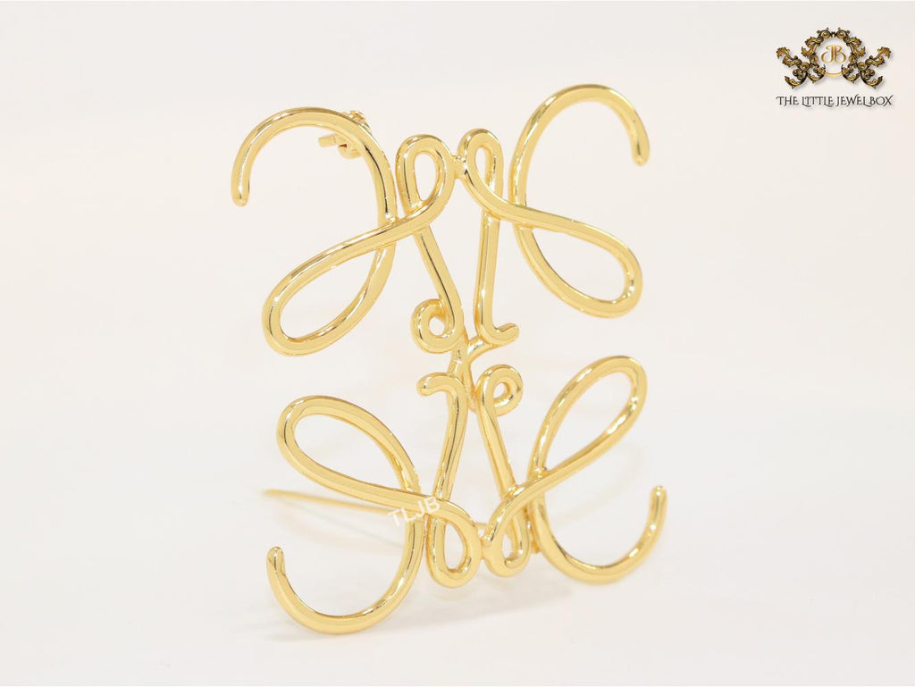 Alphabet LW Plain sleek brooch