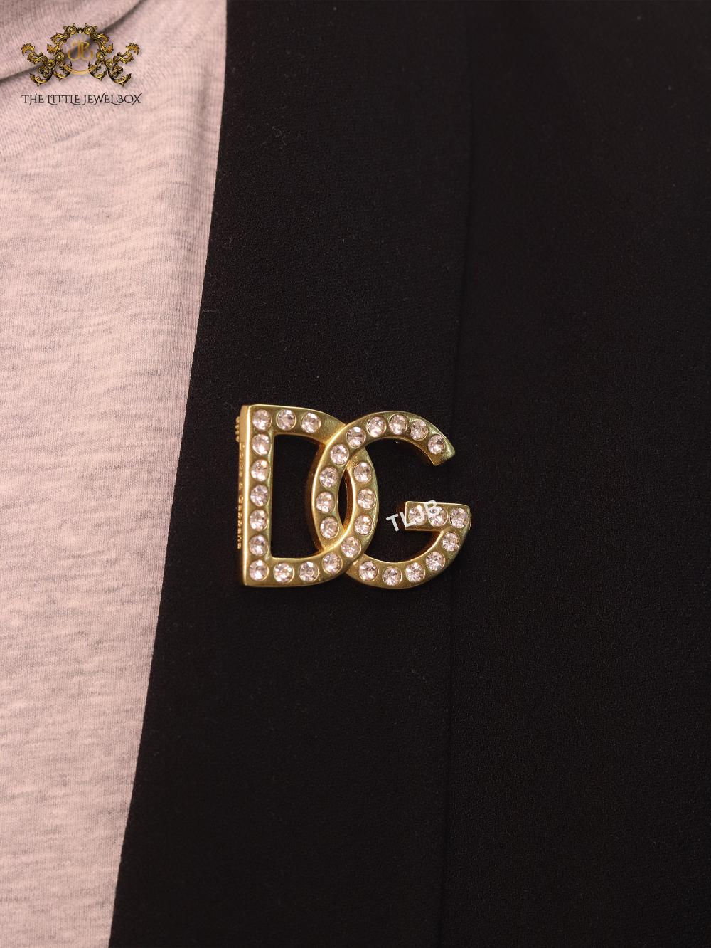 Alphabet DG Matt gold brooch with zircons
