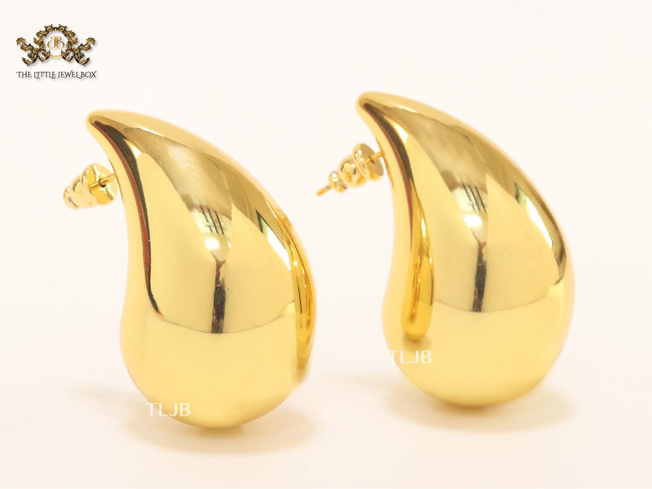 Teardrop gold studs - Large 42mm