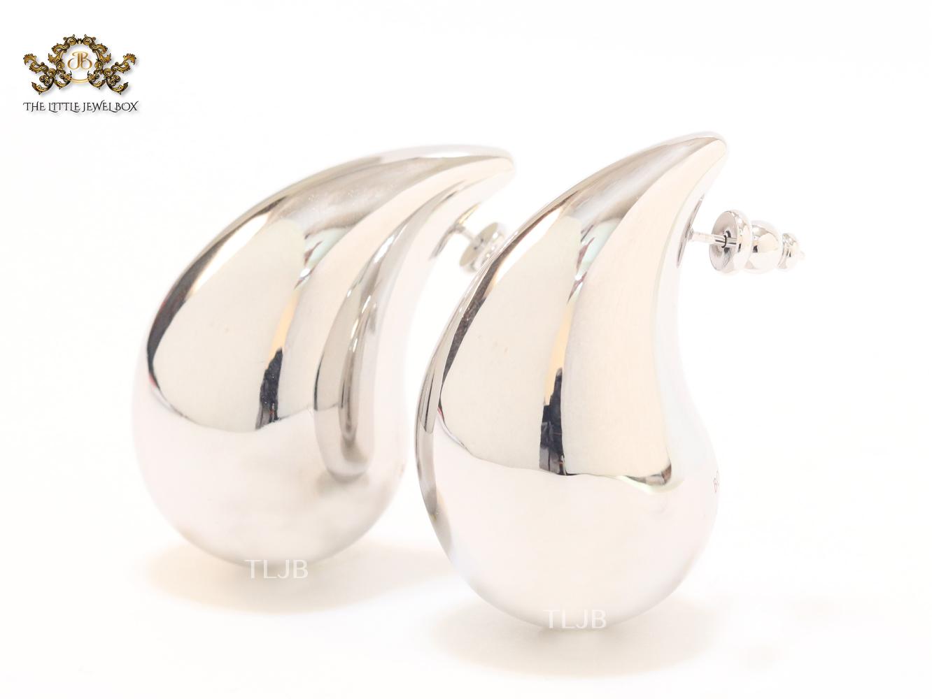 Teardrop platinum studs - Large 42mm