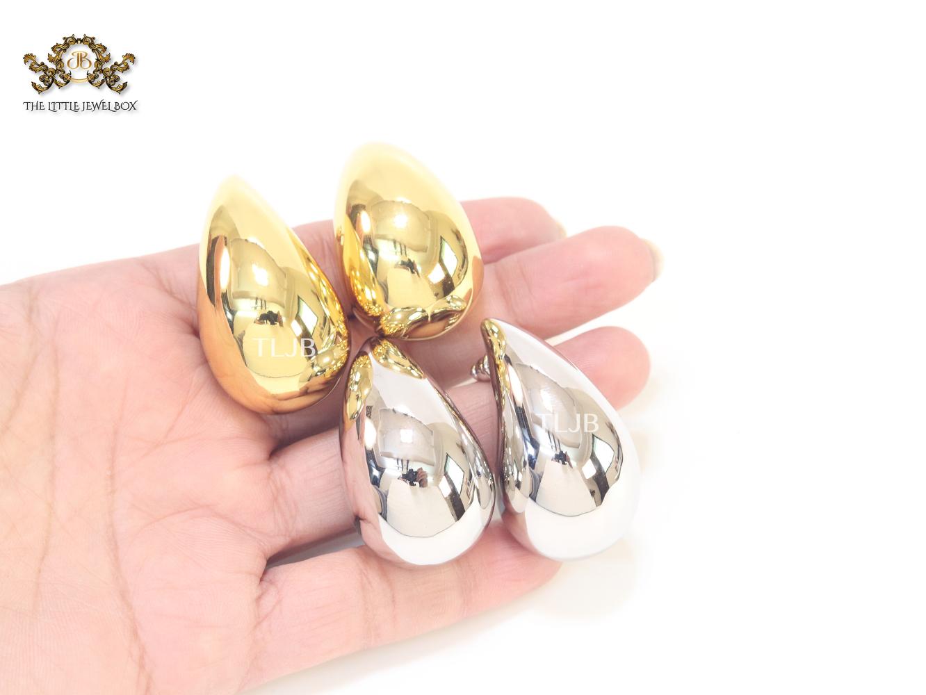 Teardrop platinum studs - Large 42mm