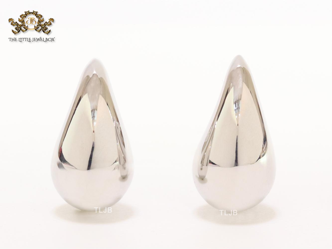 Teardrop platinum studs - Medium 30mm