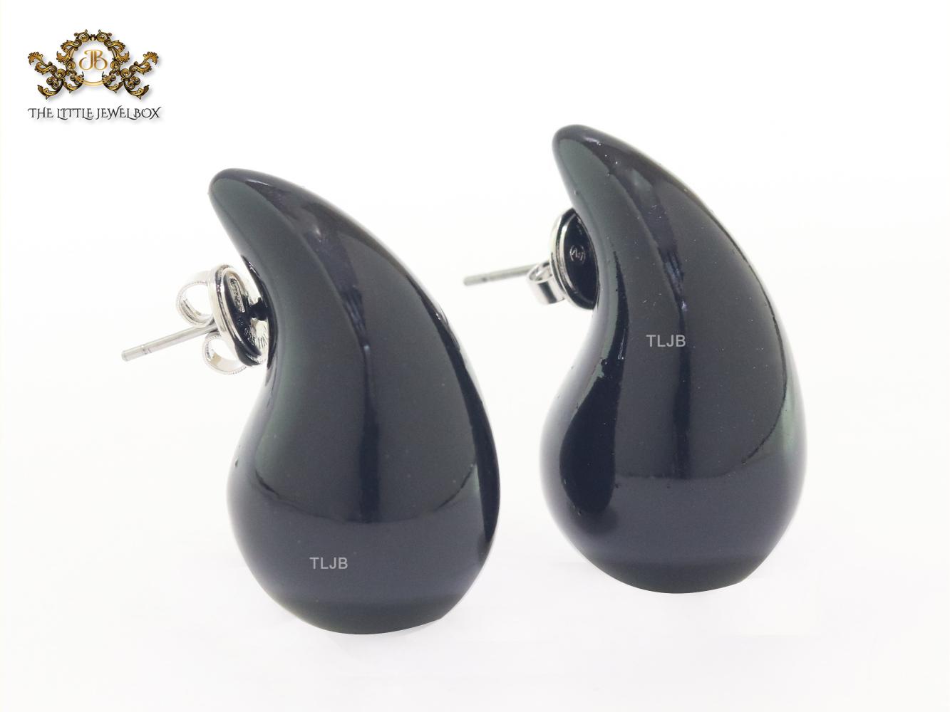 Teardrop black enamel studs