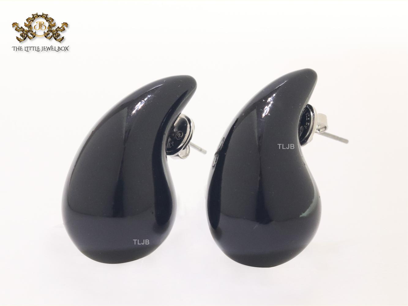 Teardrop black enamel studs
