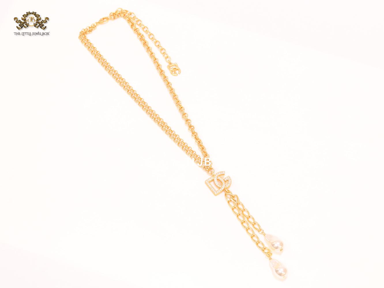 Alphabet D & G sleek chain
