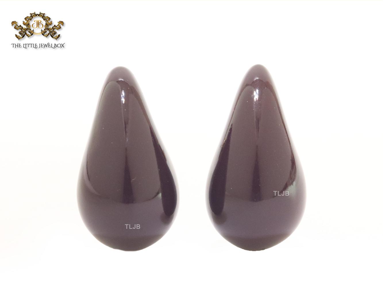 Teardrop brown enamel studs