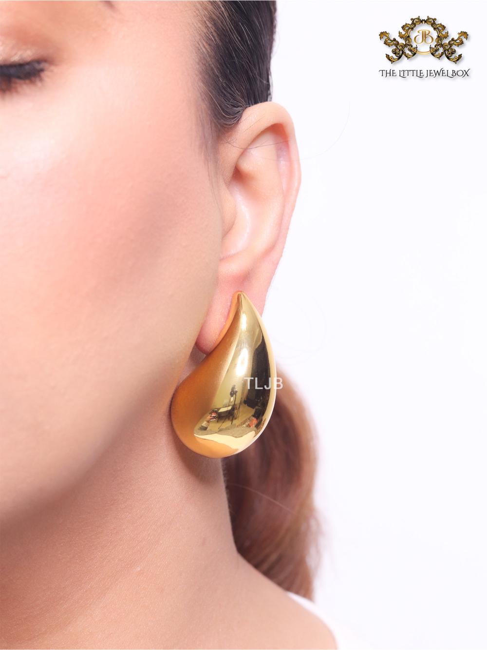 Teardrop gold studs - Large 42mm