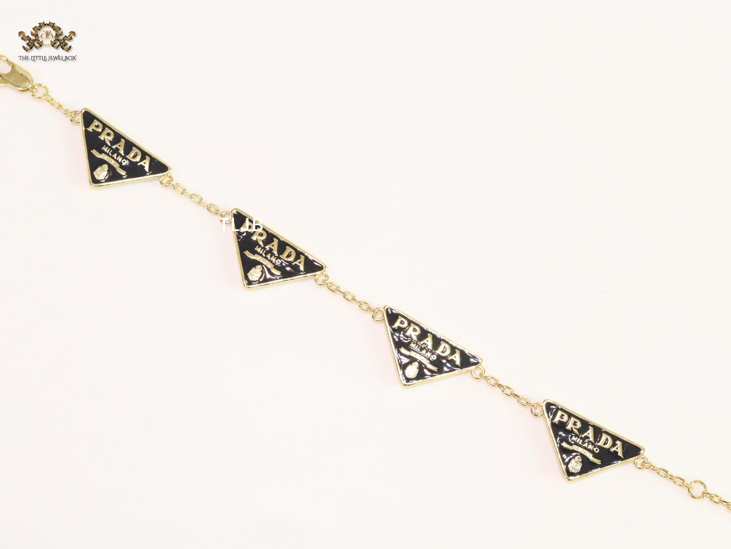 Alphabet P black enamel bracelet