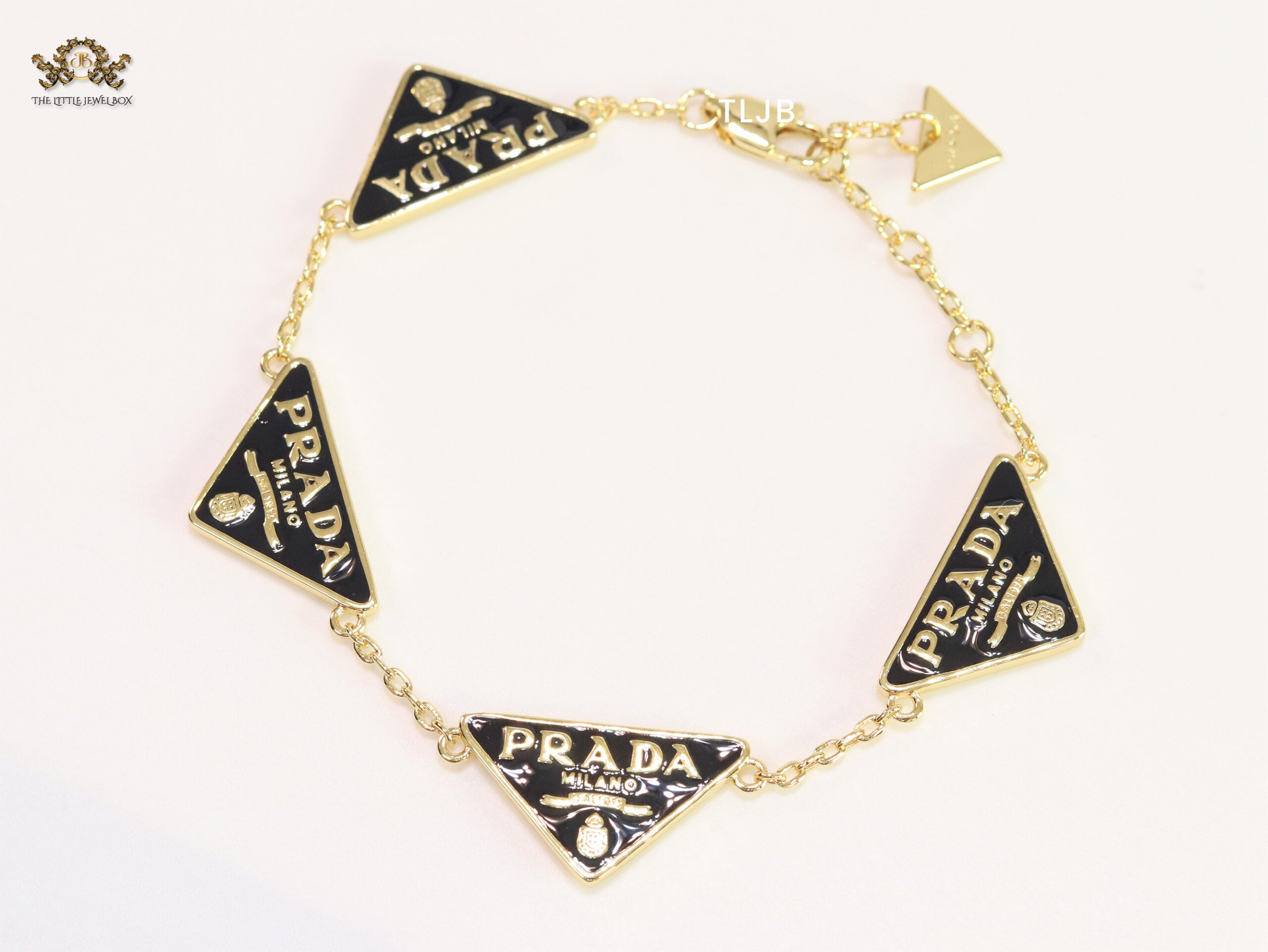 Alphabet P black enamel bracelet