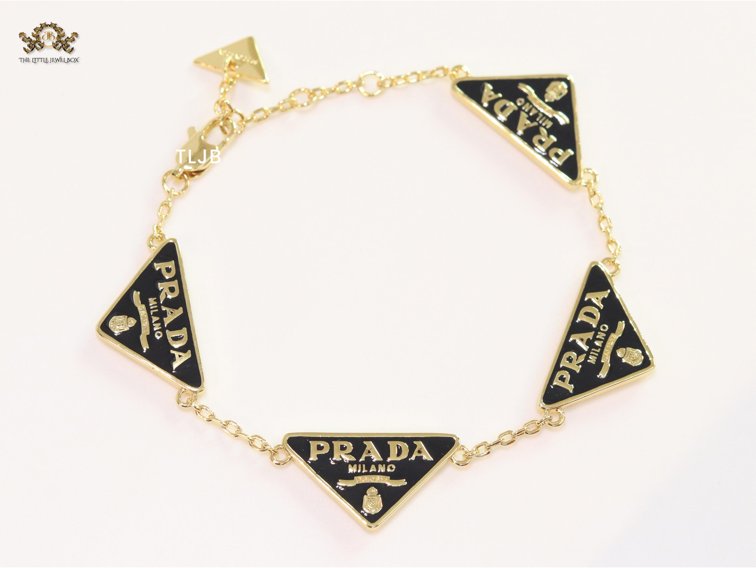 Alphabet P black enamel bracelet