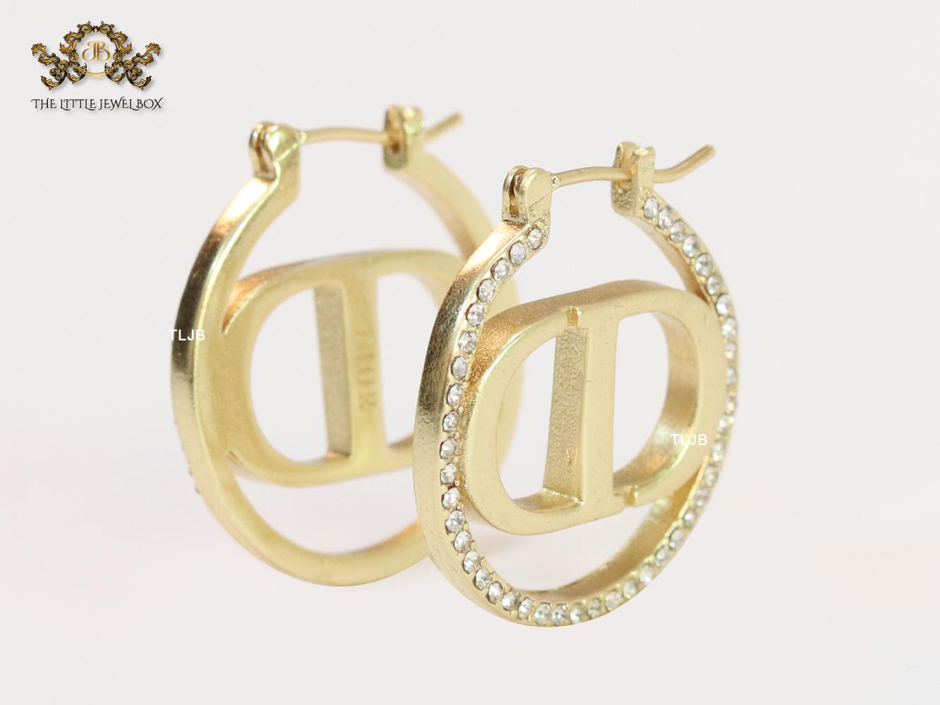 Alphabet CD with cz hoops 24 mm