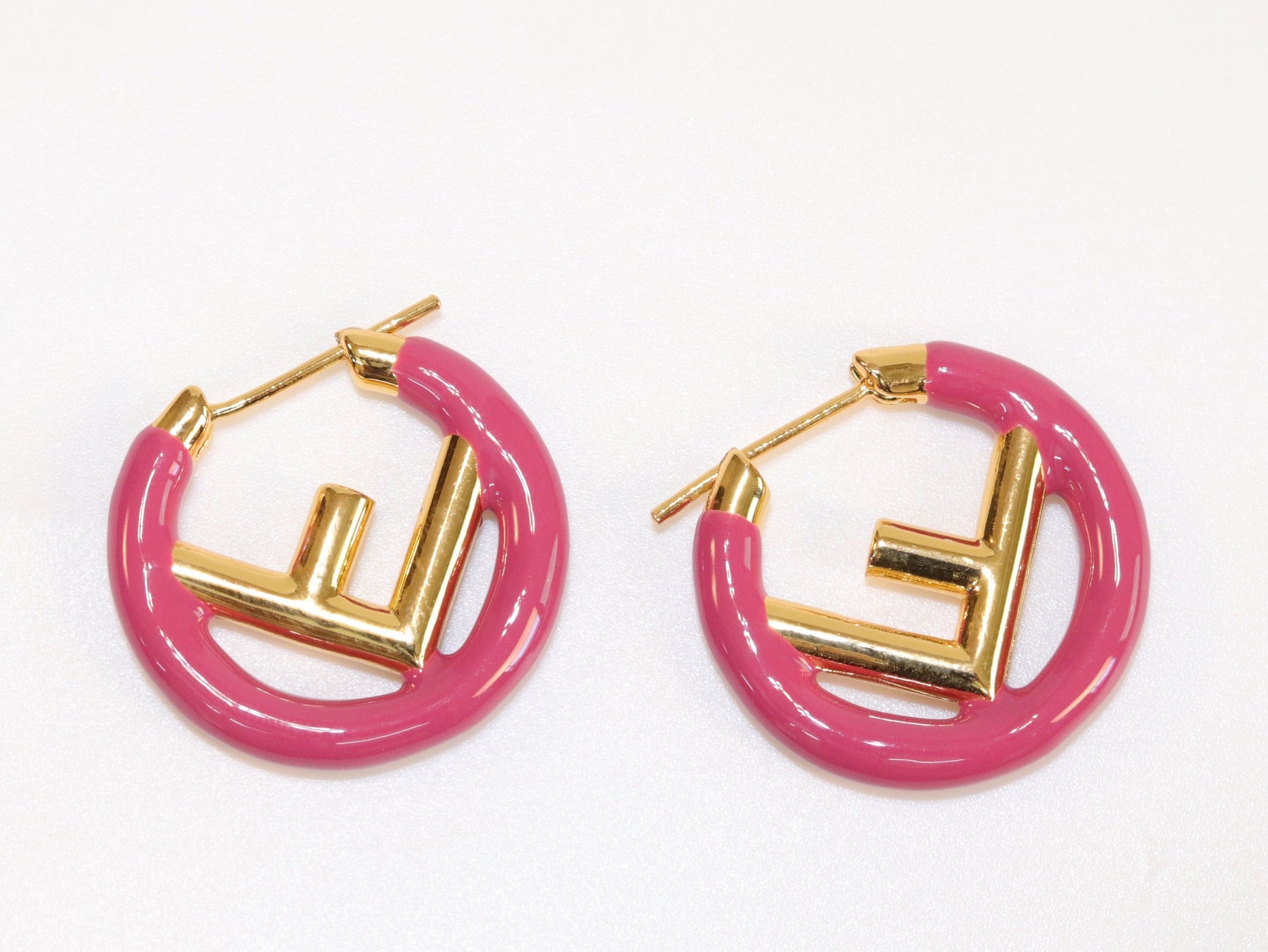 Pink Alphabet F Hoops 25mm