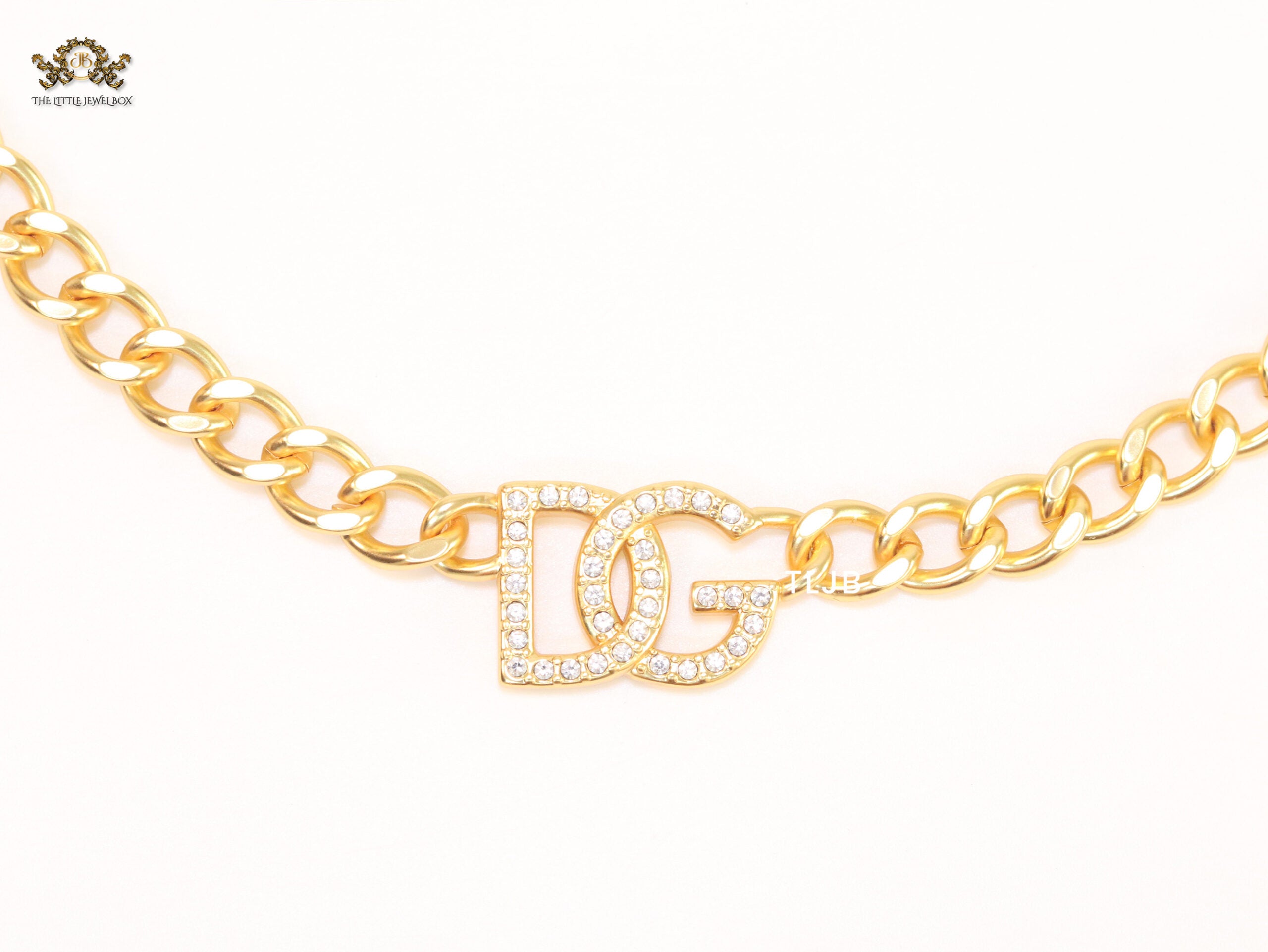 Alphabet D link chain necklace