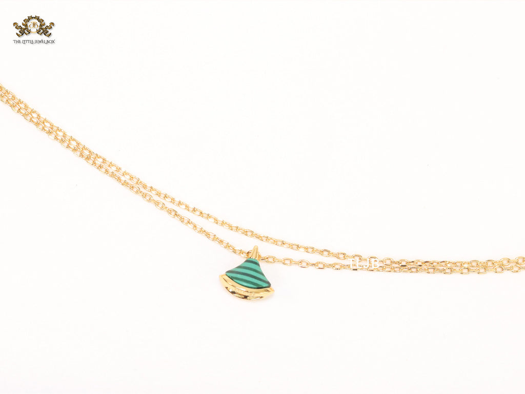 Alphabet B  sleek chain bracelet green