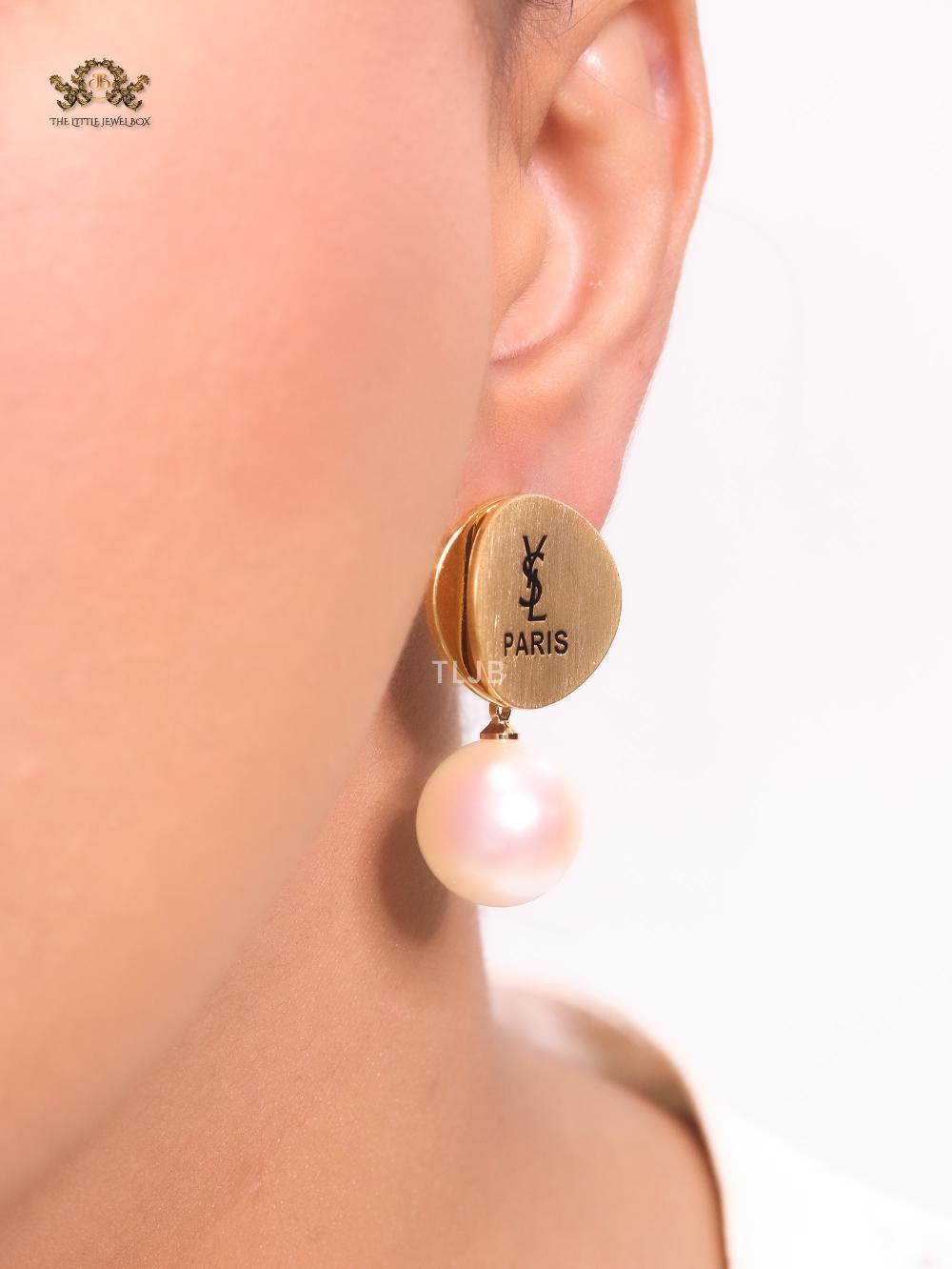 Alphabet Y & L matte gold and pearl studs