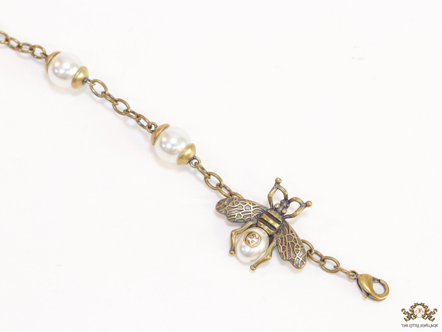 Antique gold plated honey bee chain bracelet with pearls