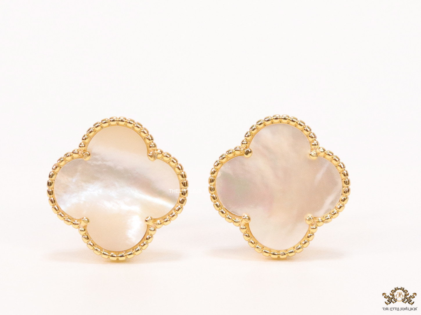 MOP clover stud earrings in gold plating