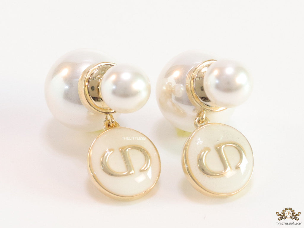 Golden pearl bomber earrings with MOP alphabet drop