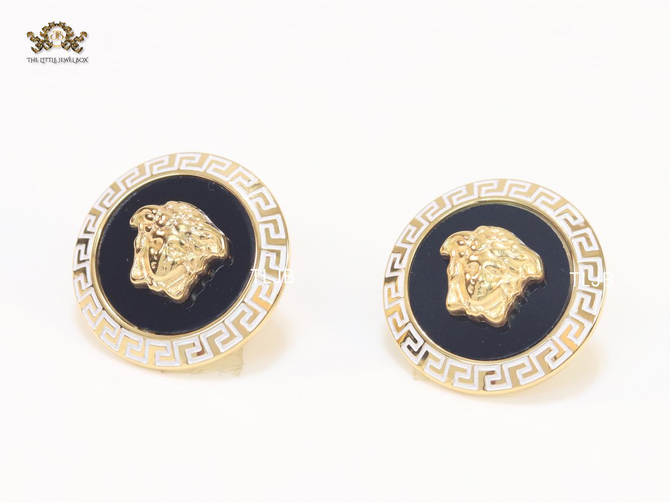 Medusa black and white studs
