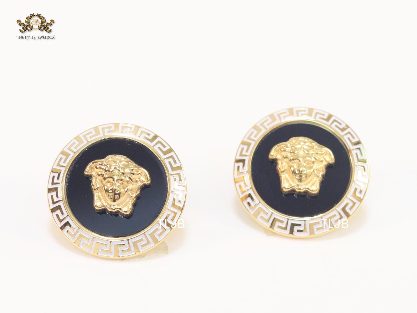 Medusa black and white studs