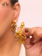 Double C detachable gold earrings