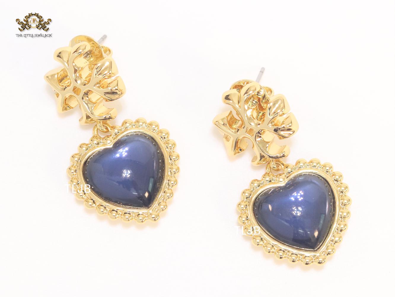 Alphabet T heart earrings