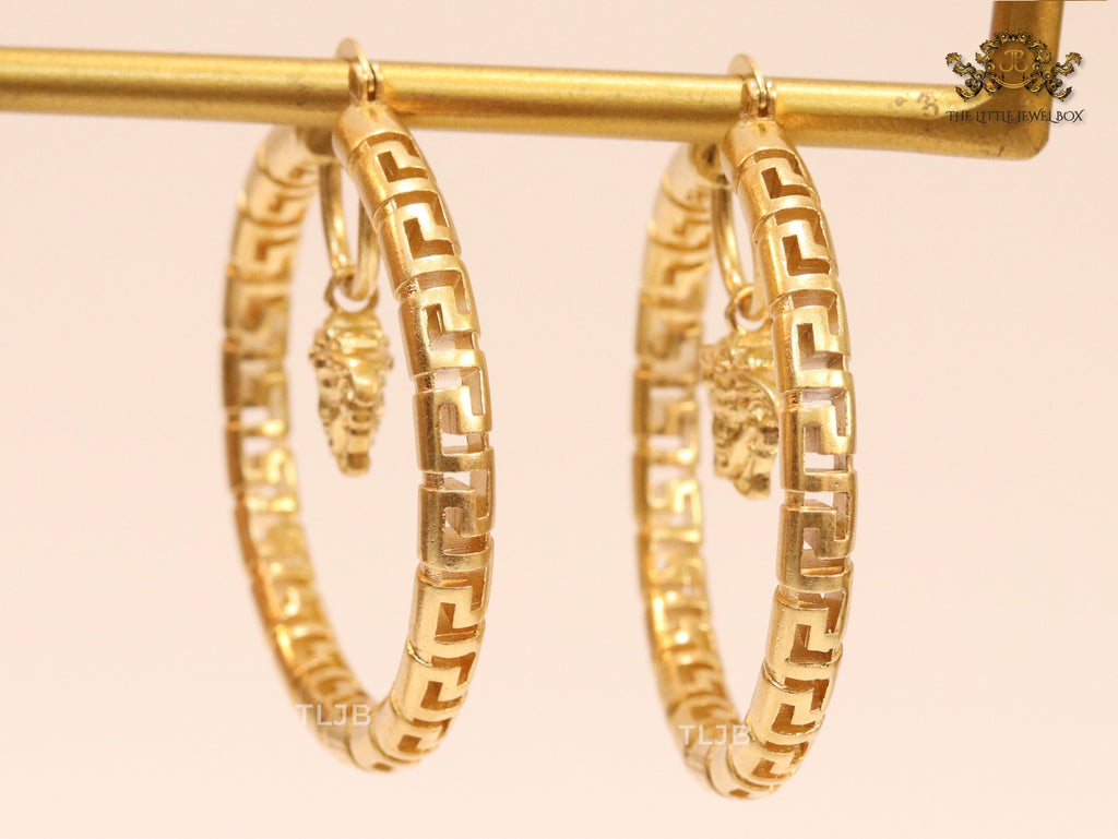 Medusa drop hoops