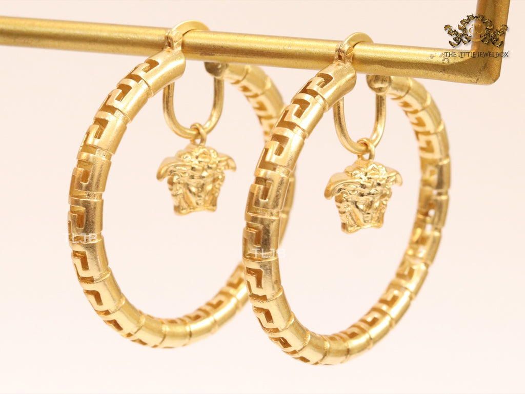 Medusa drop hoops