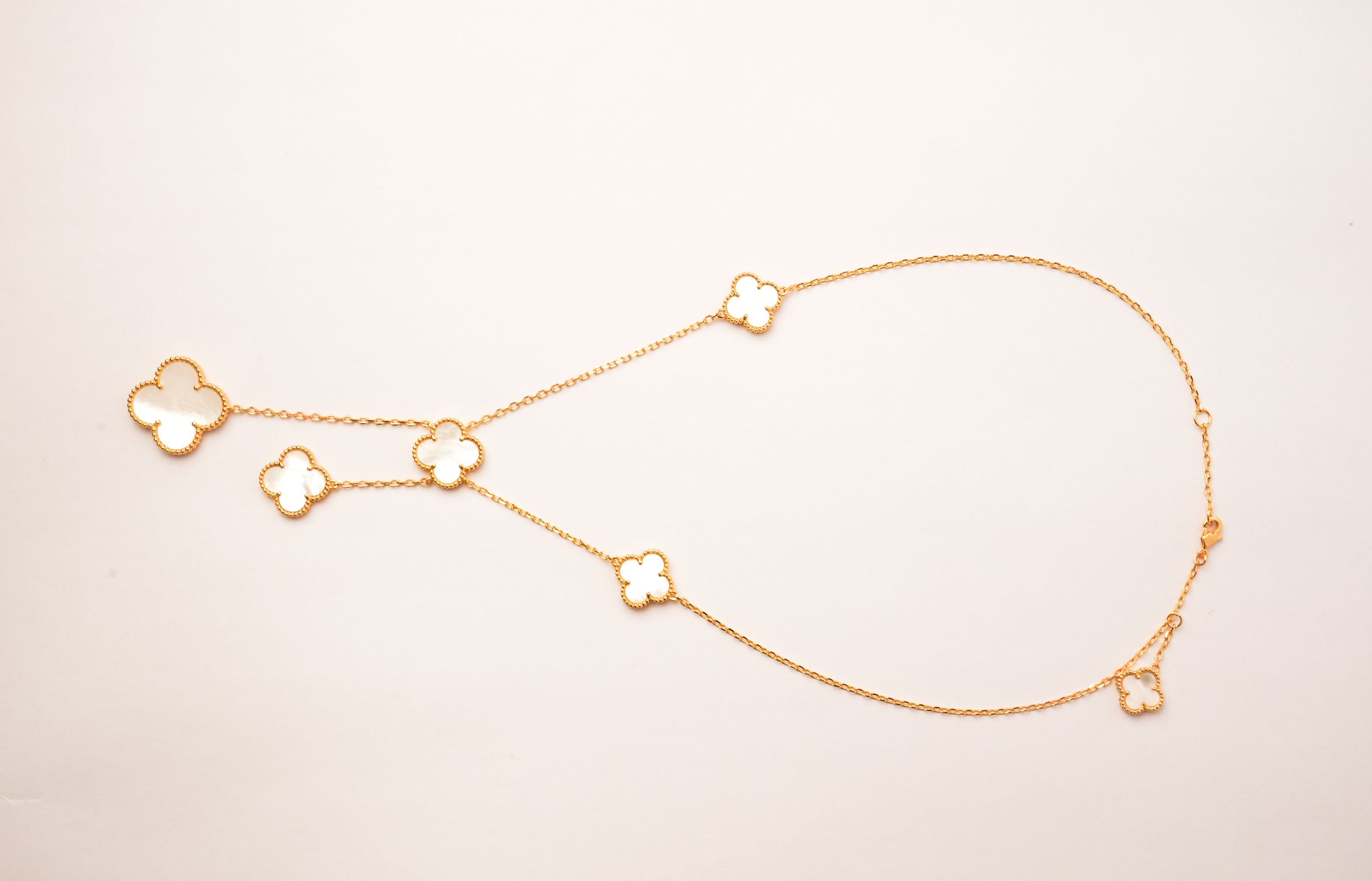 Alphabet VCA 5 Petal Gold Chain in Black | Clover Charm Necklace