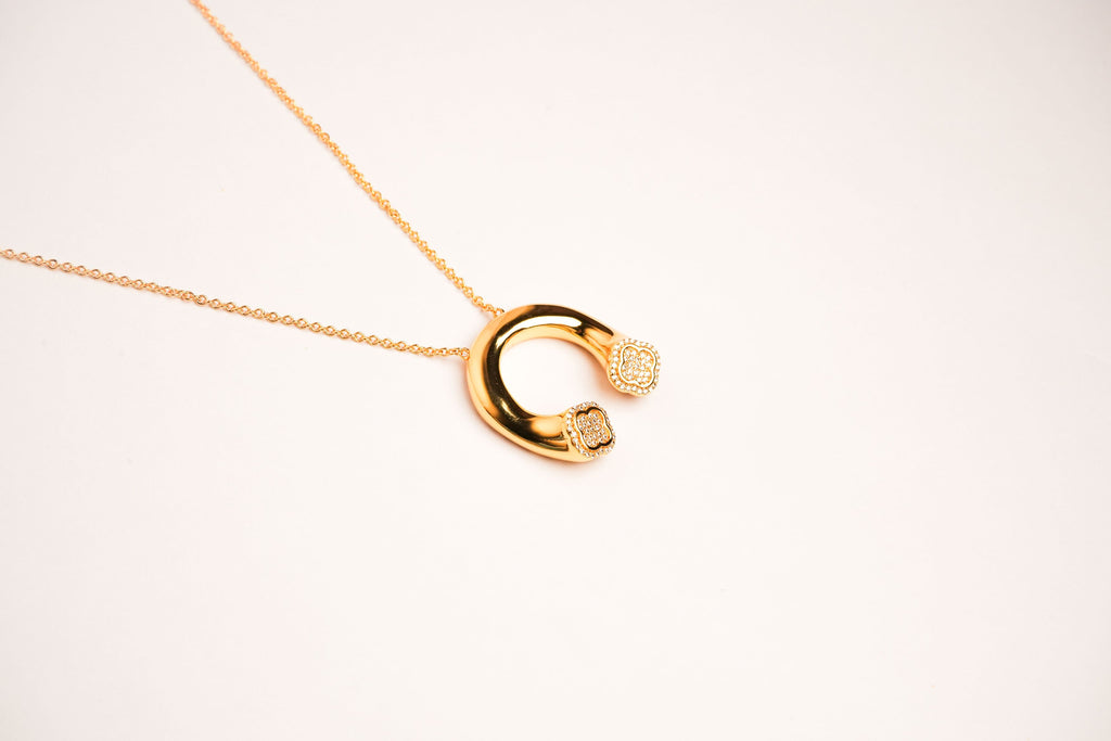 Alphabet VCA Signature Clover Pendant Chain in CZ | Lucky Charm Necklace