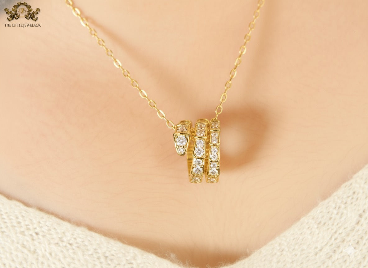 Snake pendant gold necklace