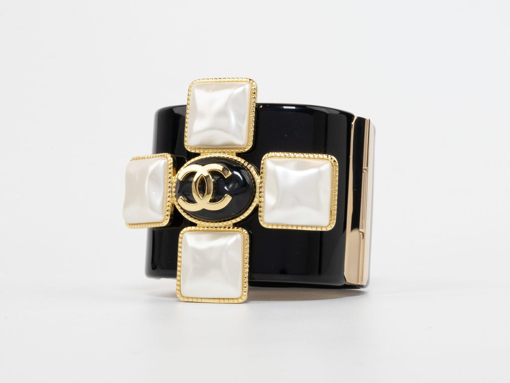 Double C gold white enamel black bracelet