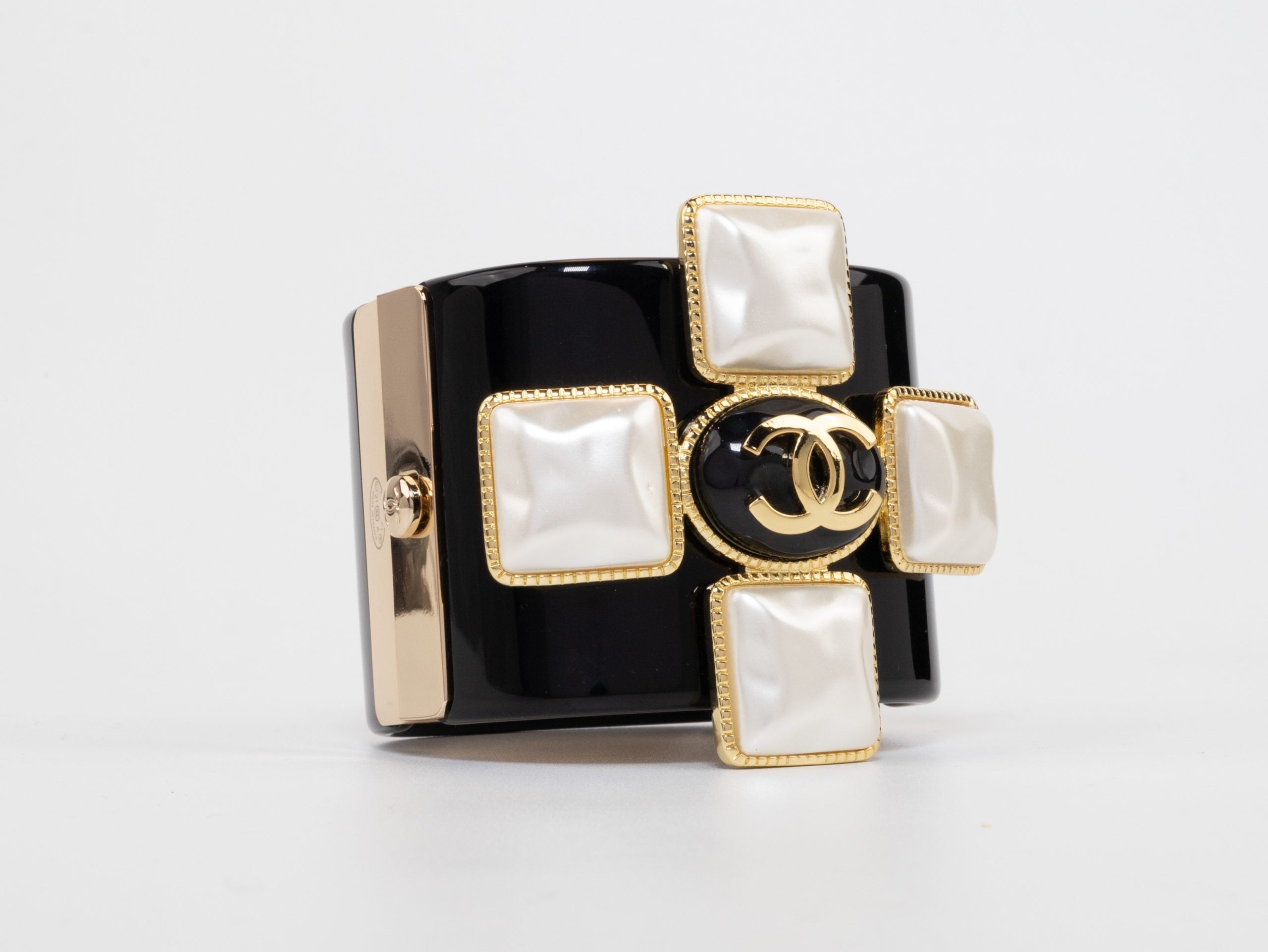 Double C gold white enamel black bracelet