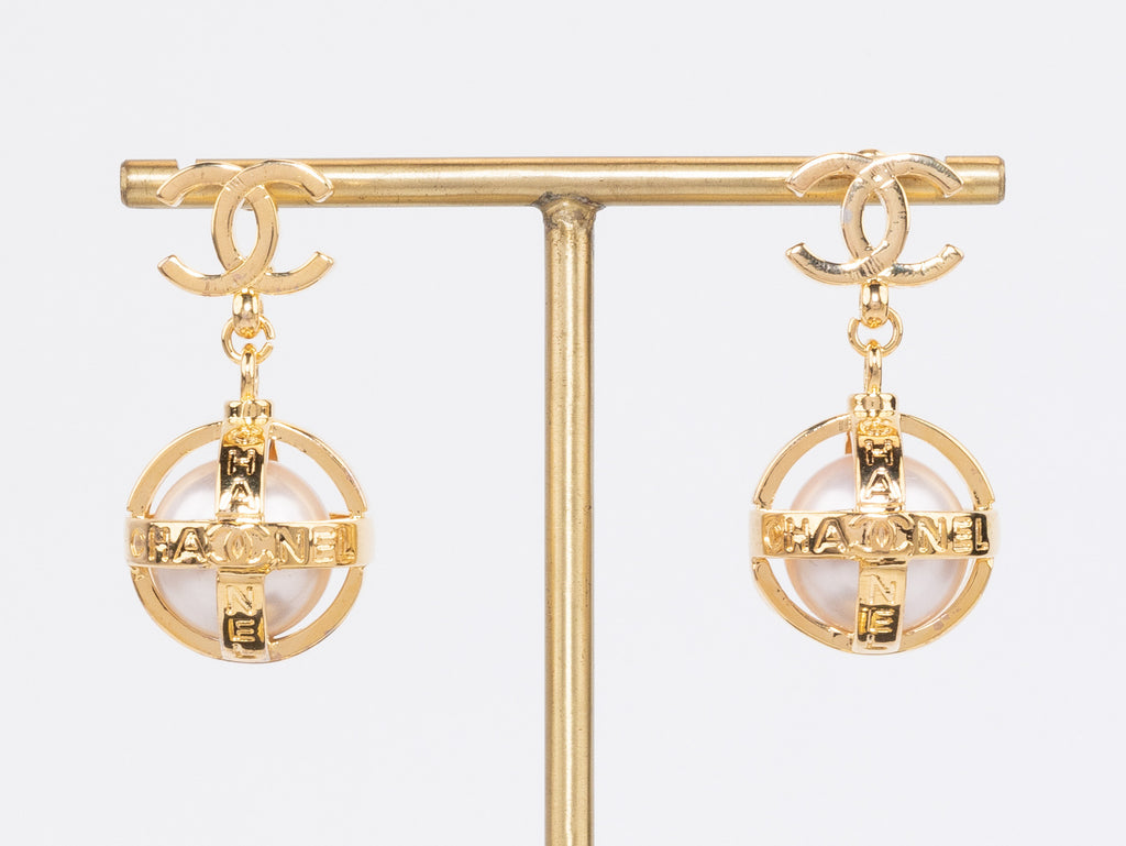 Gold Double C Pearl hanging earrings