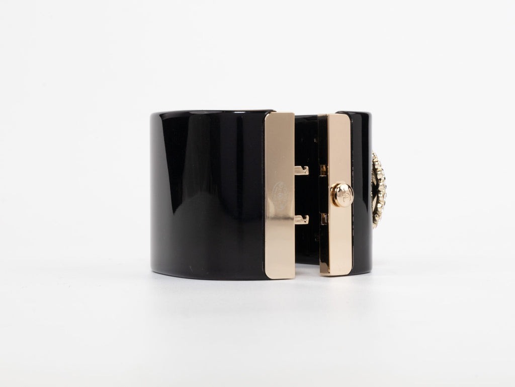 Double C clover motif MOP gold white enamel black bracelet