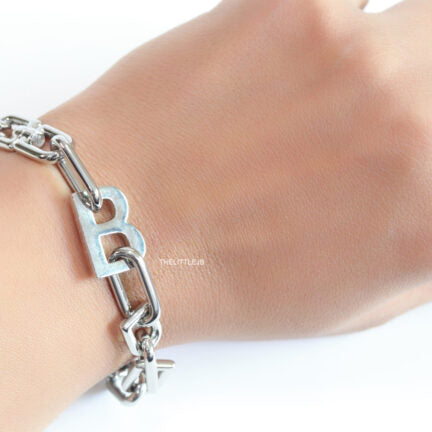 Link Chain bracelet with letter B in platinum plating