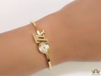 Gold plated alphabet bracelet with MOP clover