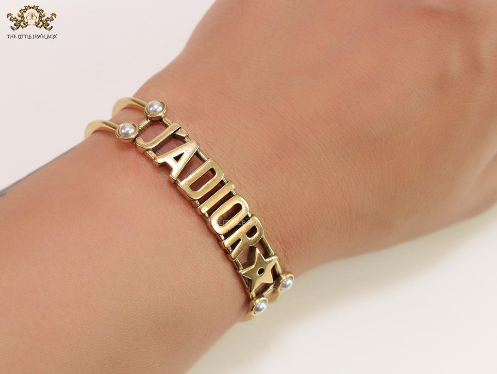 Open Gold plated bracelet with letters