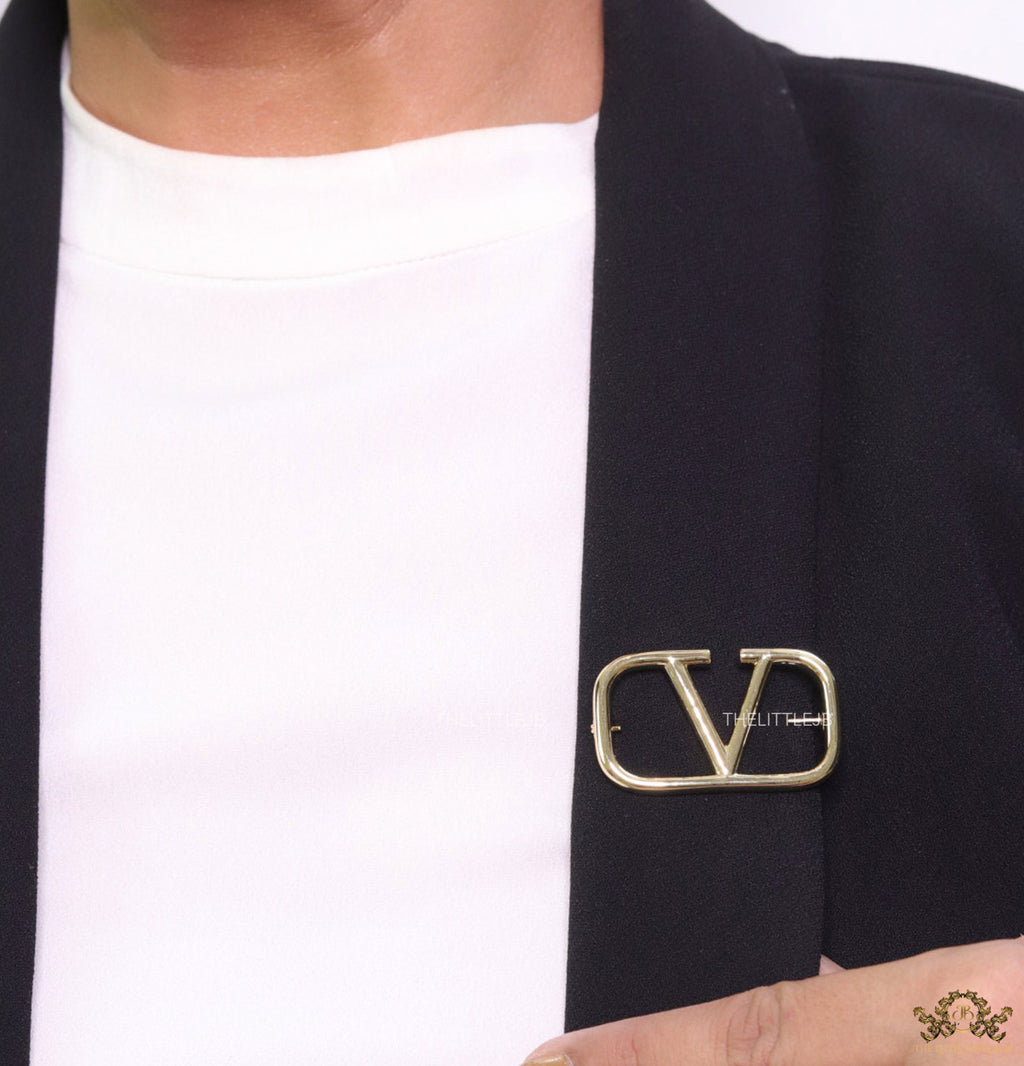 Alphabet V Gold brooch