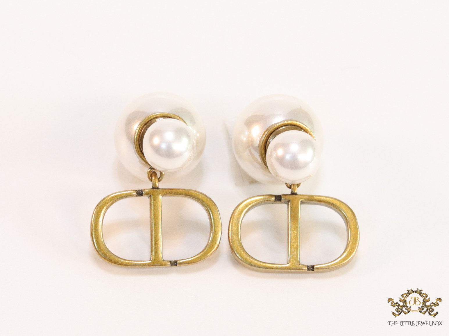 Gold plated alphabet earrings with white pearls