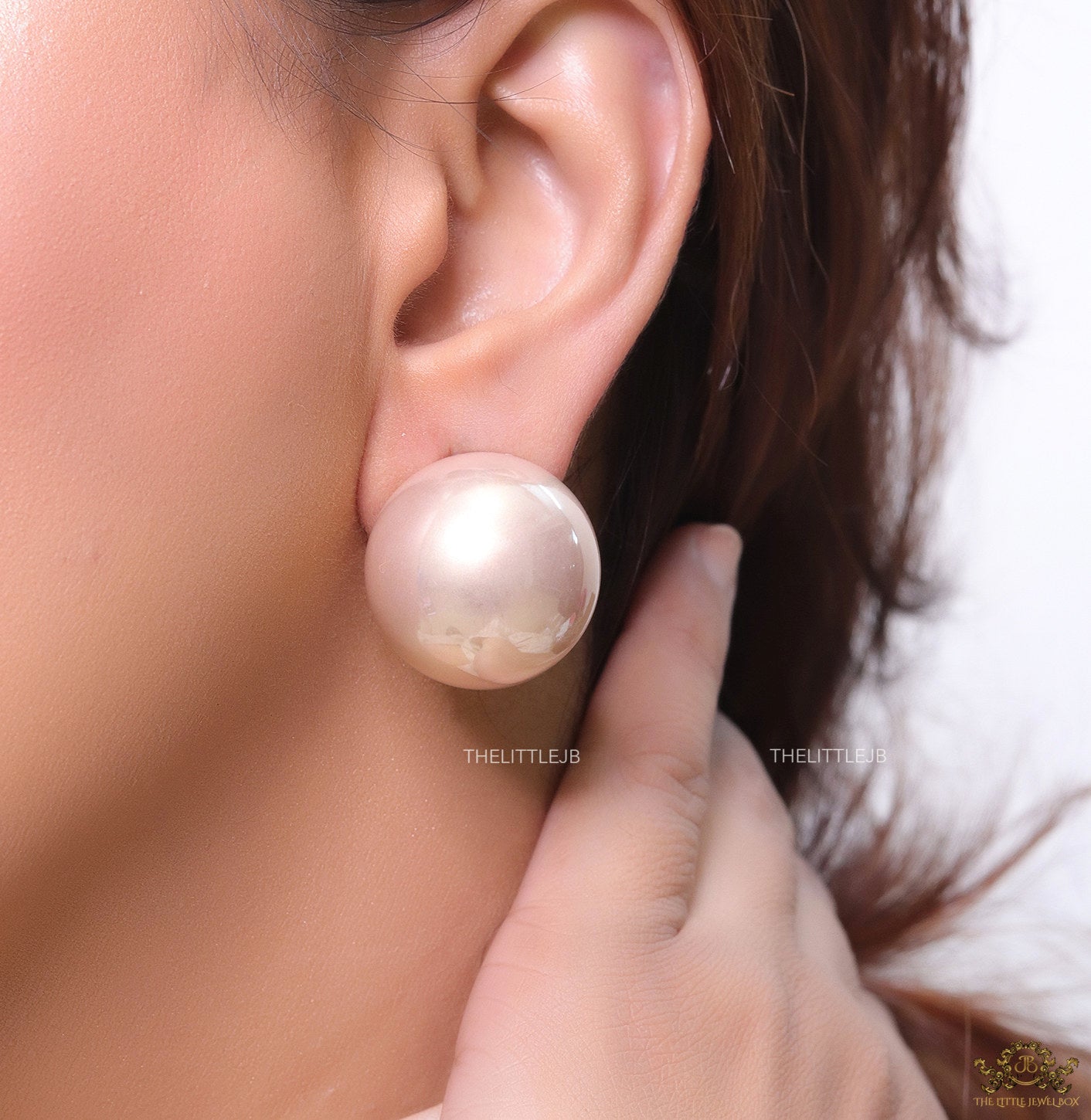 25 mm Simple onion peach round pearl studs
