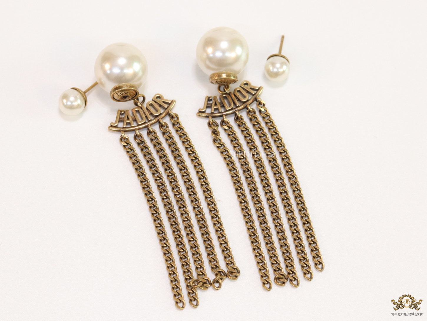 Golden chain dangles with alphabets and detachable pearl tops